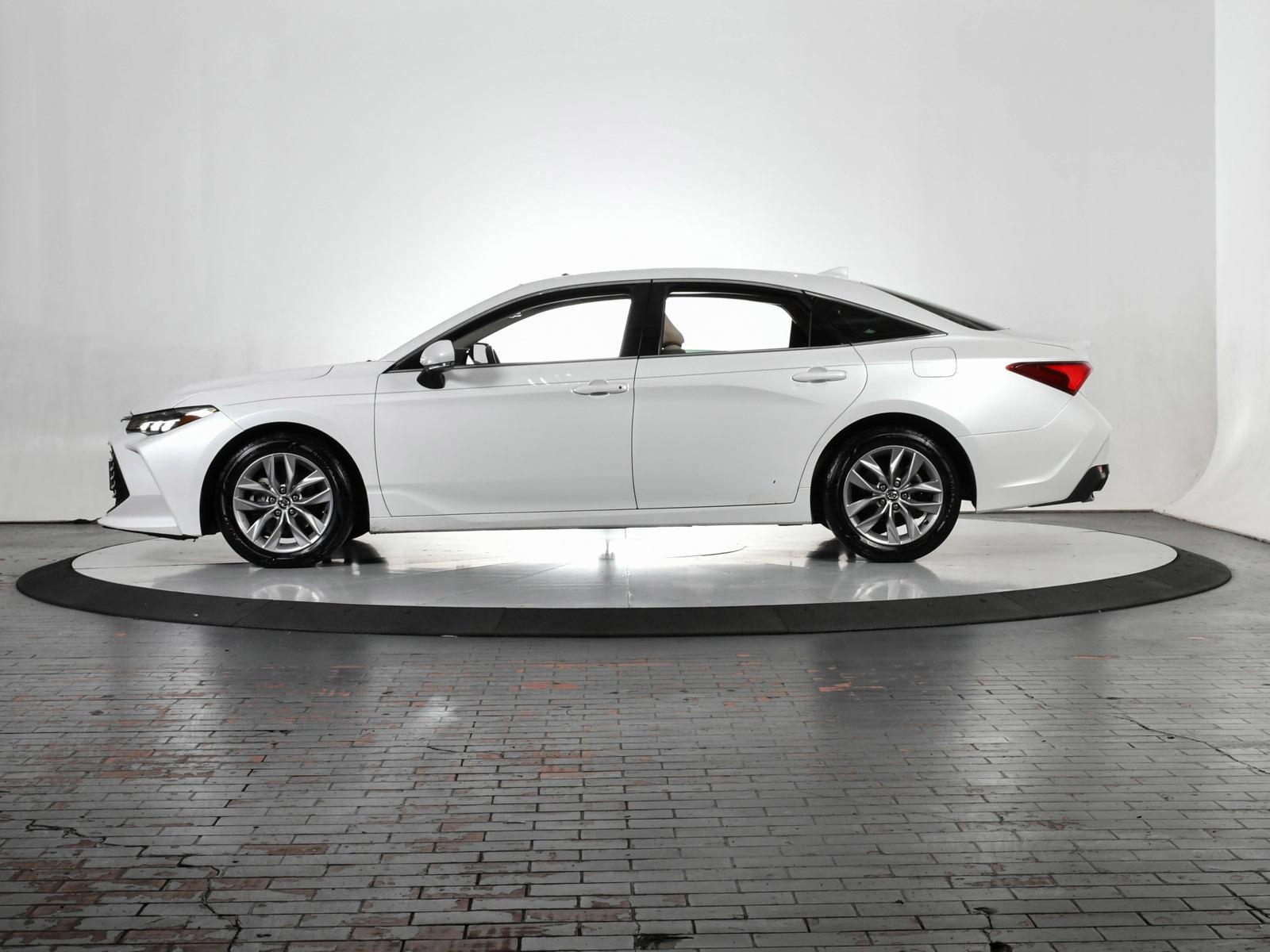 2020 Toyota Avalon Vehicle Photo in DALLAS, TX 75235