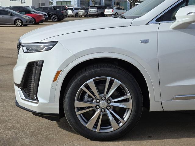 2025 Cadillac XT6 Vehicle Photo in Oklahoma City, OK 73114