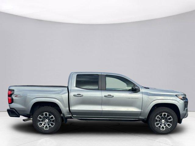 2024 Chevrolet Colorado Vehicle Photo in LEOMINSTER, MA 01453-2952