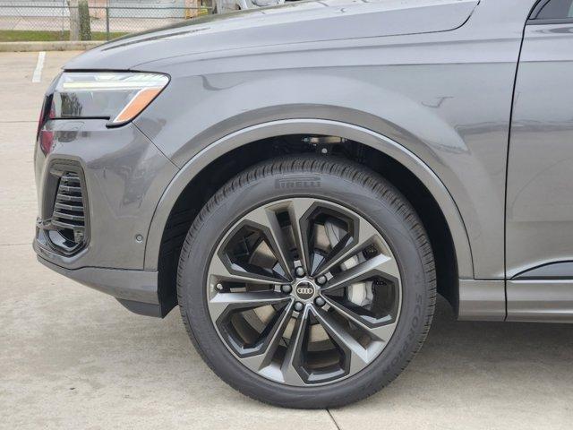 2025 Audi Q7 Vehicle Photo in HOUSTON, TX 77090