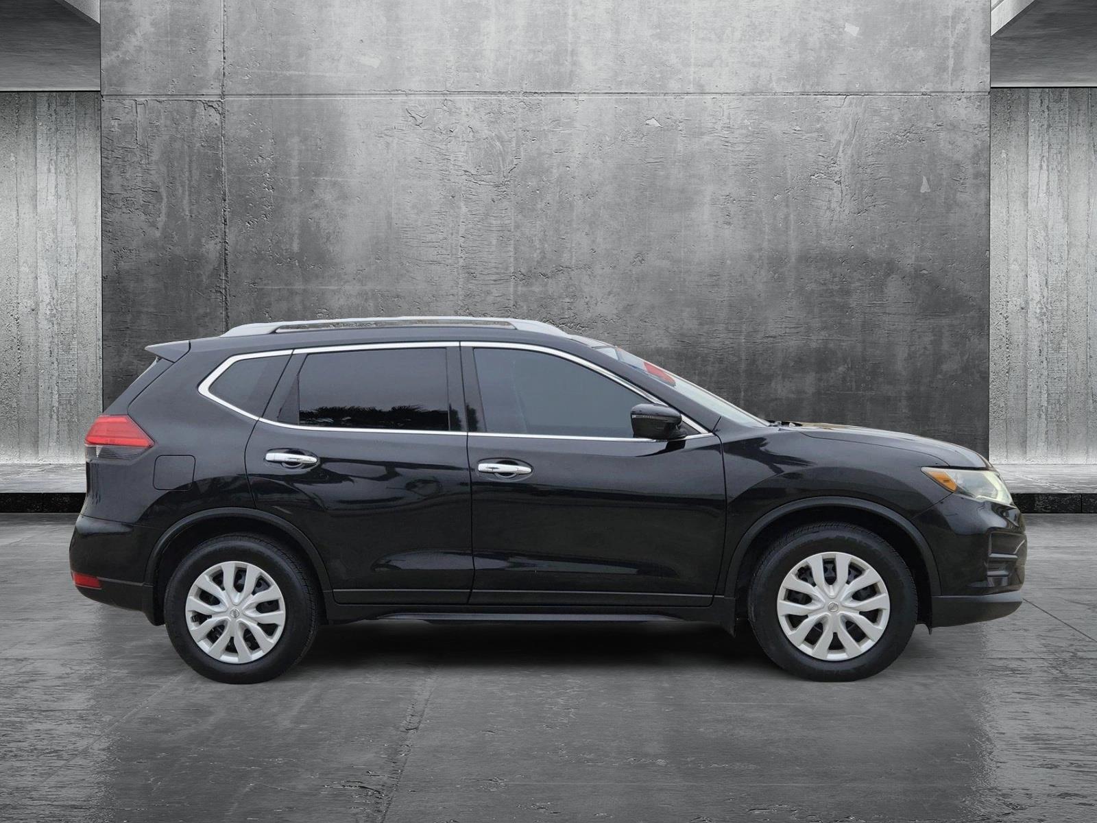 2017 Nissan Rogue Vehicle Photo in CORPUS CHRISTI, TX 78416-1100