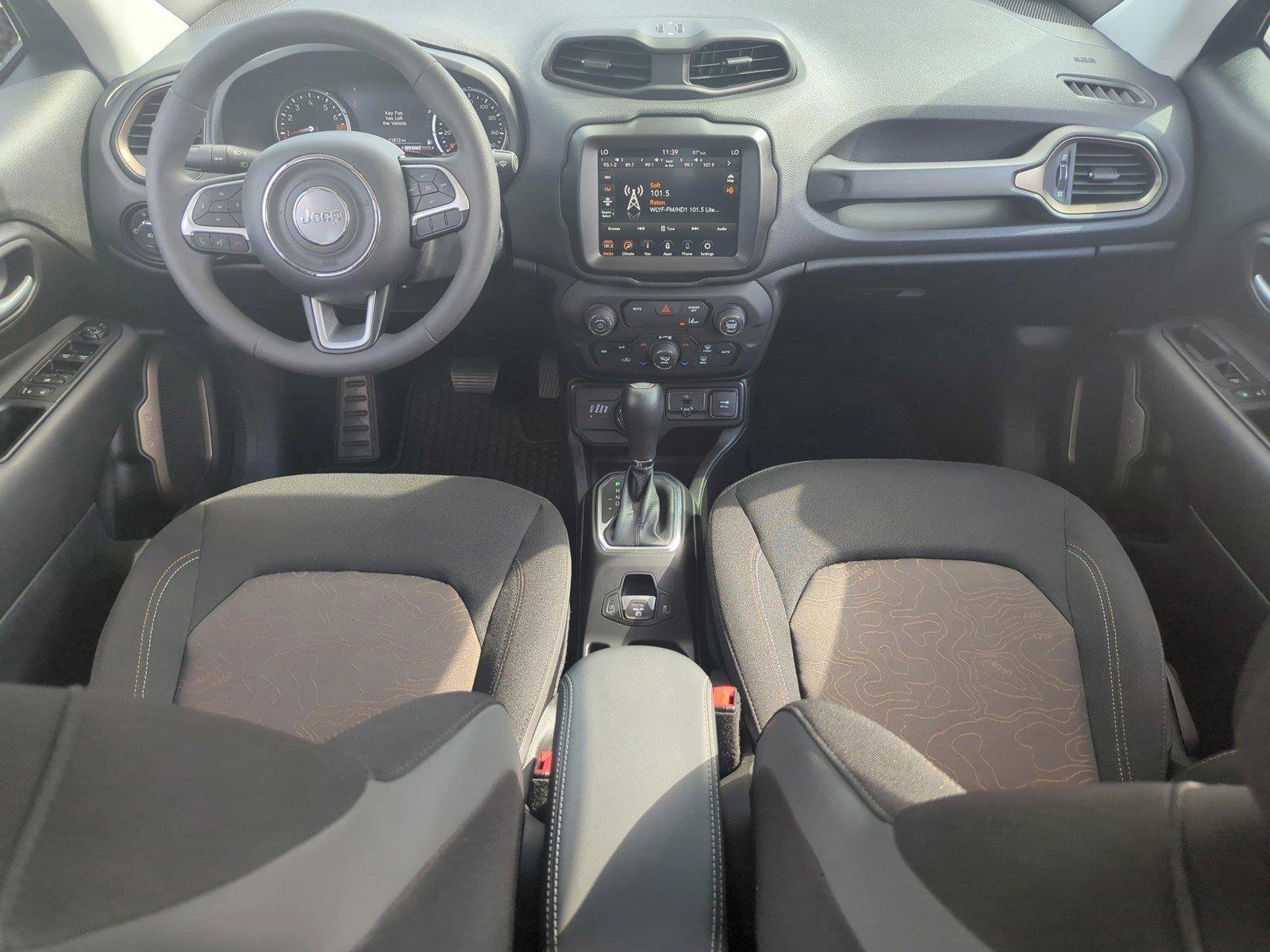 2023 Jeep Renegade Vehicle Photo in Pembroke Pines, FL 33027