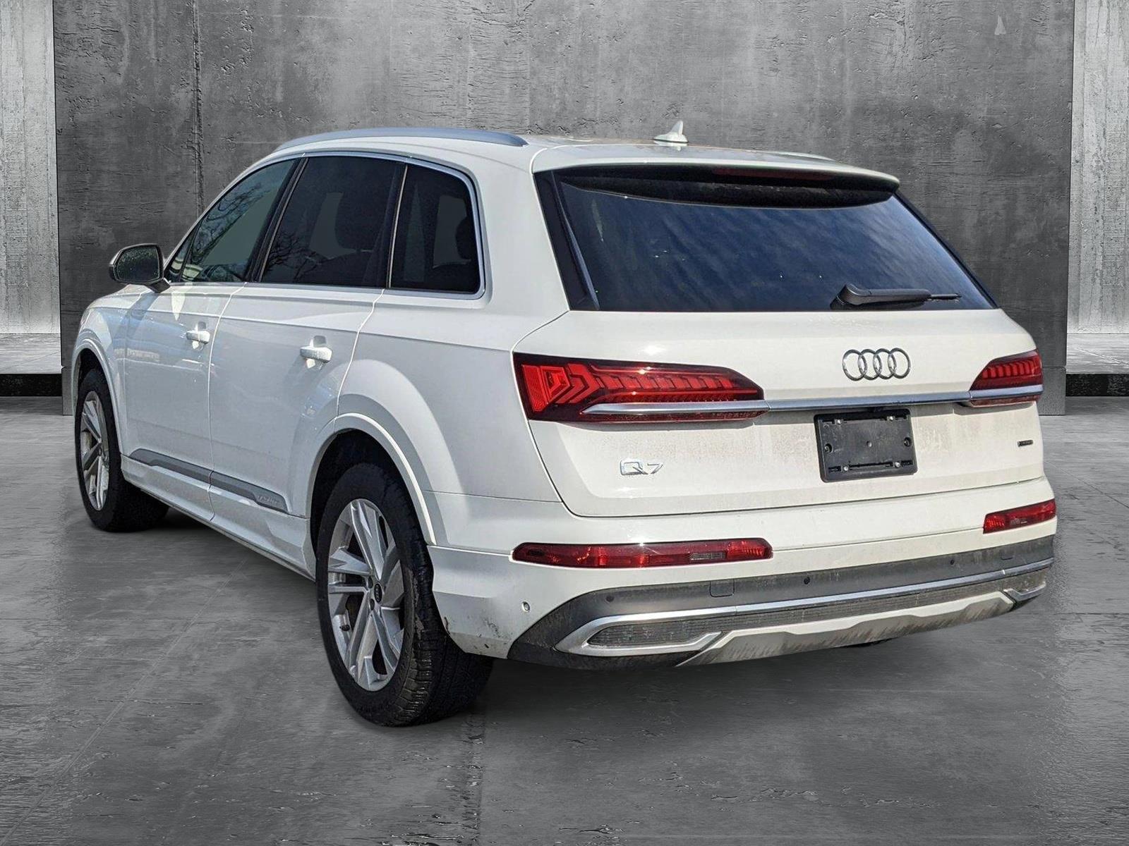 2023 Audi Q7 Vehicle Photo in TIMONIUM, MD 21093-2300