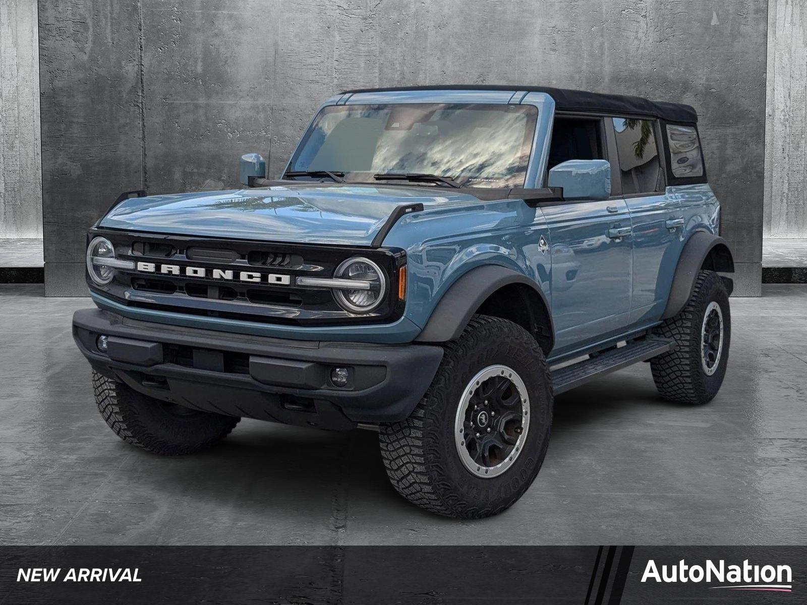 2022 Ford Bronco Vehicle Photo in Miami, FL 33015