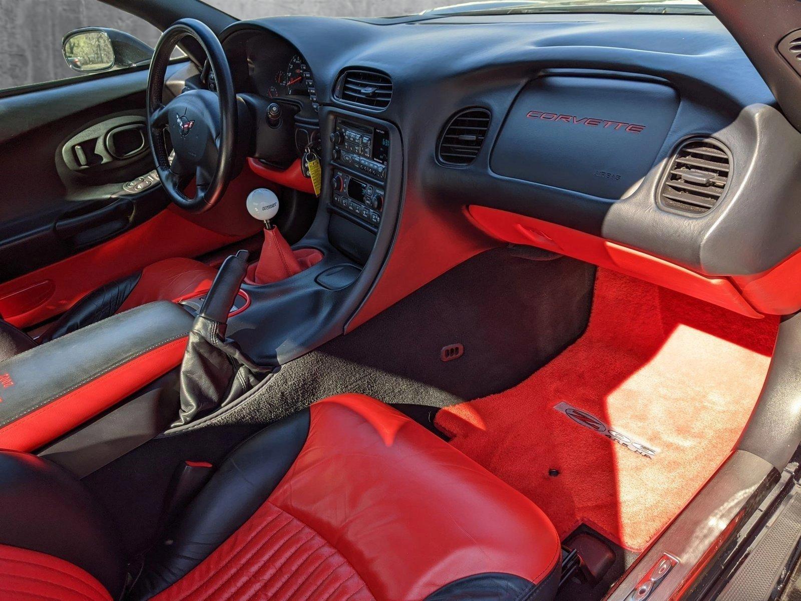 2002 Chevrolet Corvette Vehicle Photo in TIMONIUM, MD 21093-2300