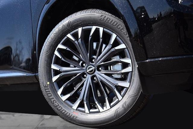 2025 Nissan Rogue Vehicle Photo in Ballwin, MO 63011