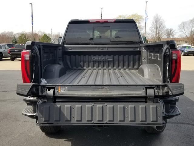 2025 GMC Sierra 2500 HD Vehicle Photo in ELYRIA, OH 44035-6349