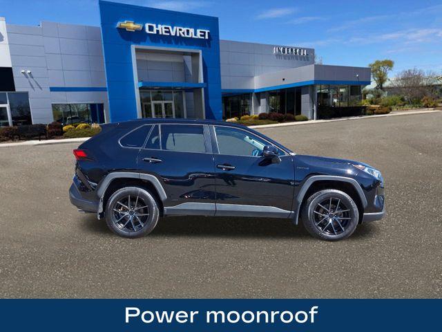 2021 Toyota RAV4 Hybrid Vehicle Photo in DANBURY, CT 06810-5034