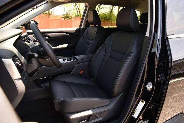 2025 Nissan Rogue Vehicle Photo in Ballwin, MO 63011