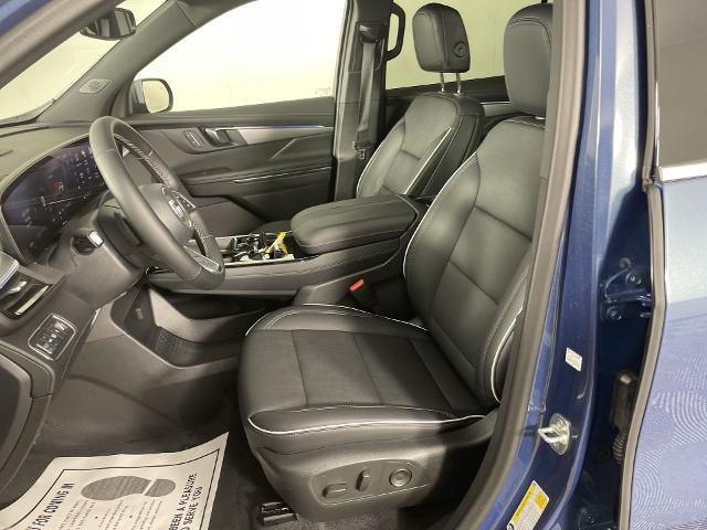 2025 Buick Enclave Vehicle Photo in GILBERT, AZ 85297-0402