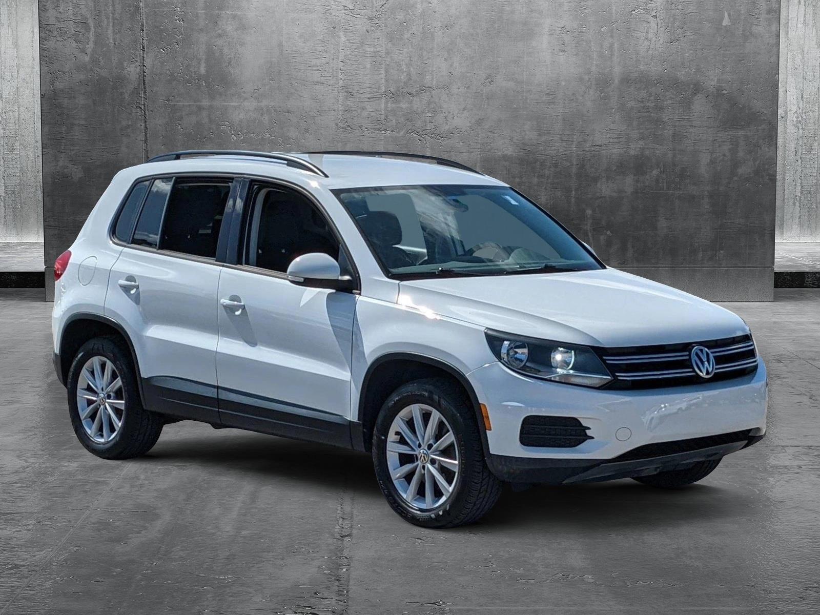 2017 Volkswagen Tiguan Vehicle Photo in ORLANDO, FL 32808-7998