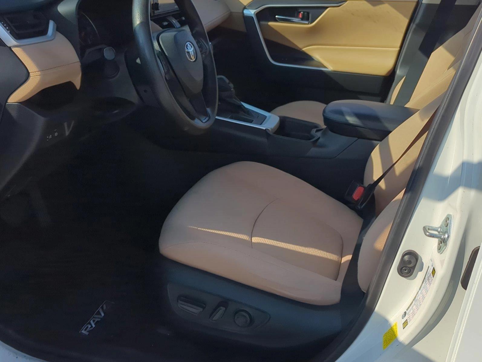 2021 Toyota RAV4 Vehicle Photo in Ft. Myers, FL 33907