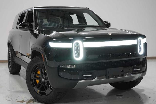 2023 Rivian R1S Vehicle Photo in GRAPEVINE, TX 76051