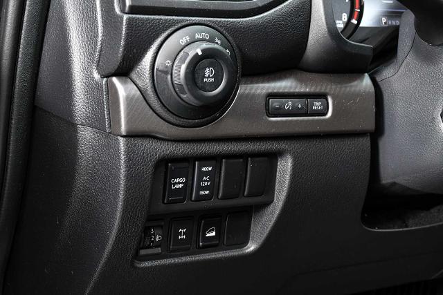 2021 Nissan Titan Vehicle Photo in DALLAS, TX 75235