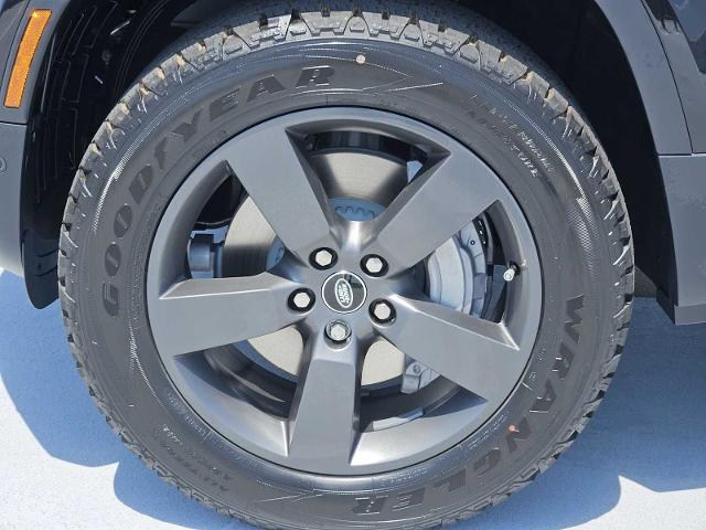2025 Defender Vehicle Photo in AUSTIN, TX 78717