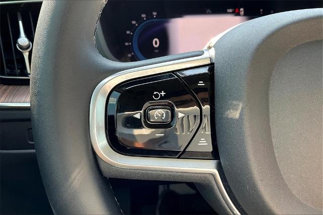 2023 Volvo XC60 Vehicle Photo in Grapevine, TX 76051