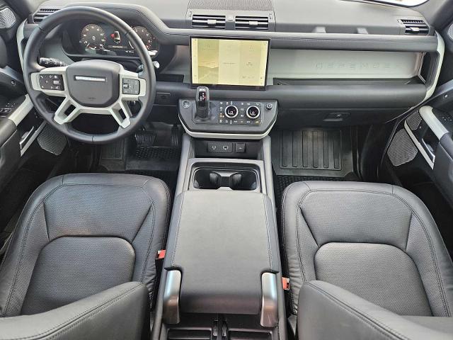 2024 Defender Vehicle Photo in AUSTIN, TX 78717