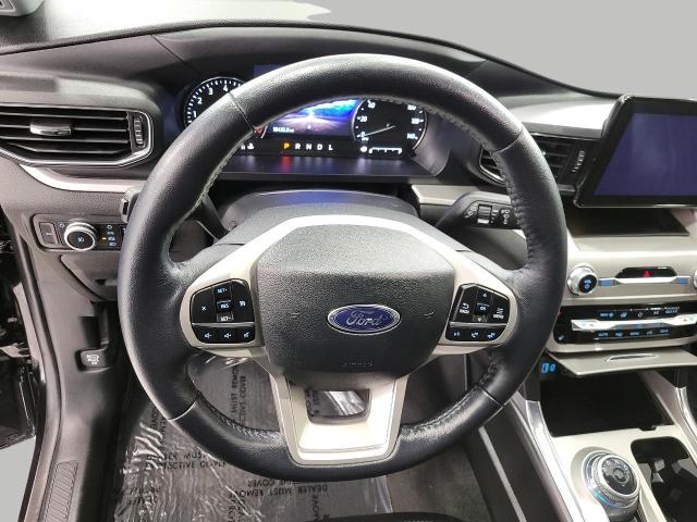 2023 Ford Explorer Vehicle Photo in Neenah, WI 54956