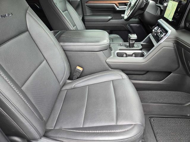2023 GMC Sierra 1500 Vehicle Photo in DENTON, TX 76210-9321