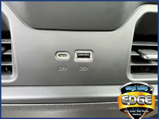 2022 Chevrolet Silverado 1500 Vehicle Photo in Roslyn, NY 11576