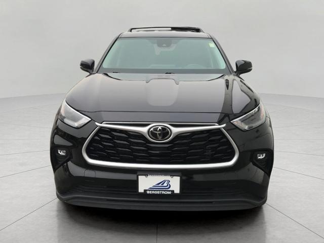2023 Toyota Highlander Vehicle Photo in GREEN BAY, WI 54303-3330