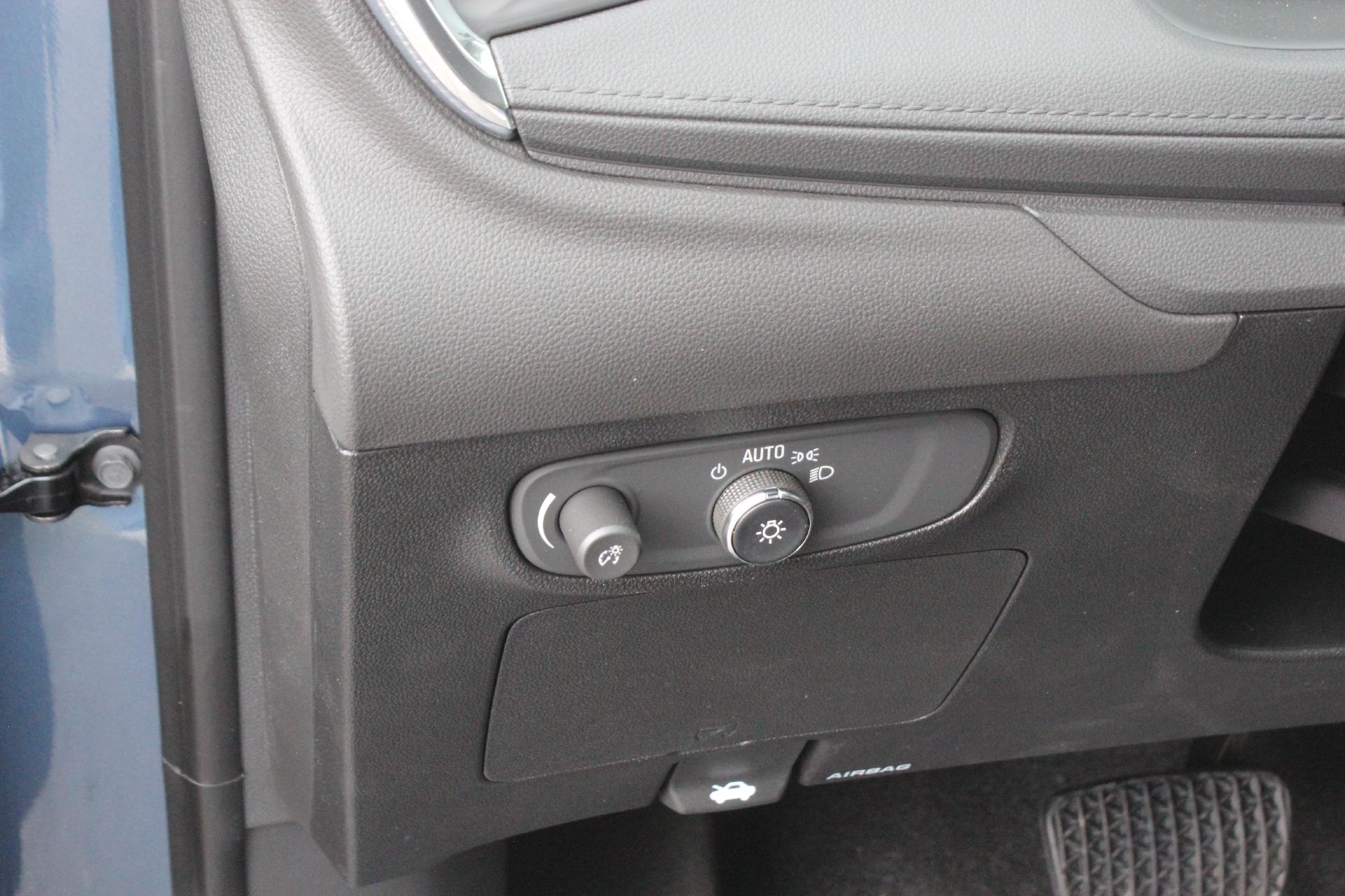 2026 Buick Encore GX Vehicle Photo in AURORA, CO 80012-4011