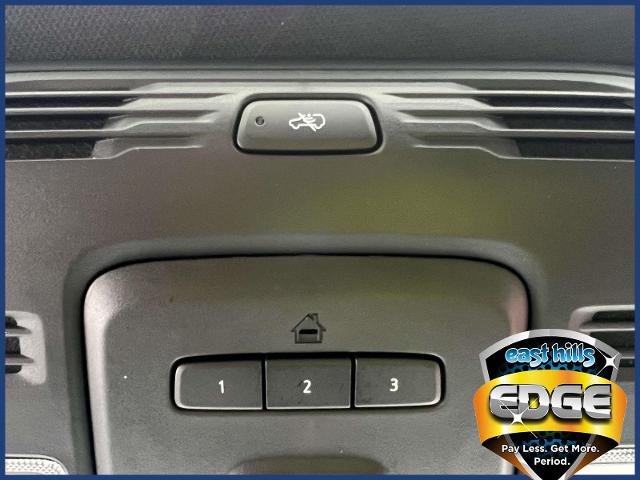 2021 GMC Yukon Vehicle Photo in Roslyn, NY 11576