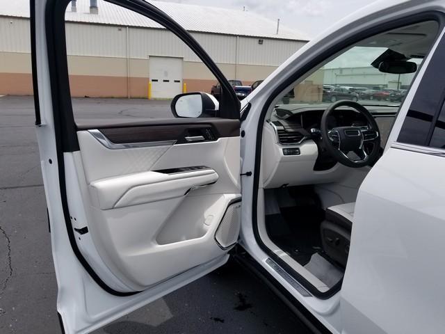 2025 GMC Acadia Vehicle Photo in ELYRIA, OH 44035-6349