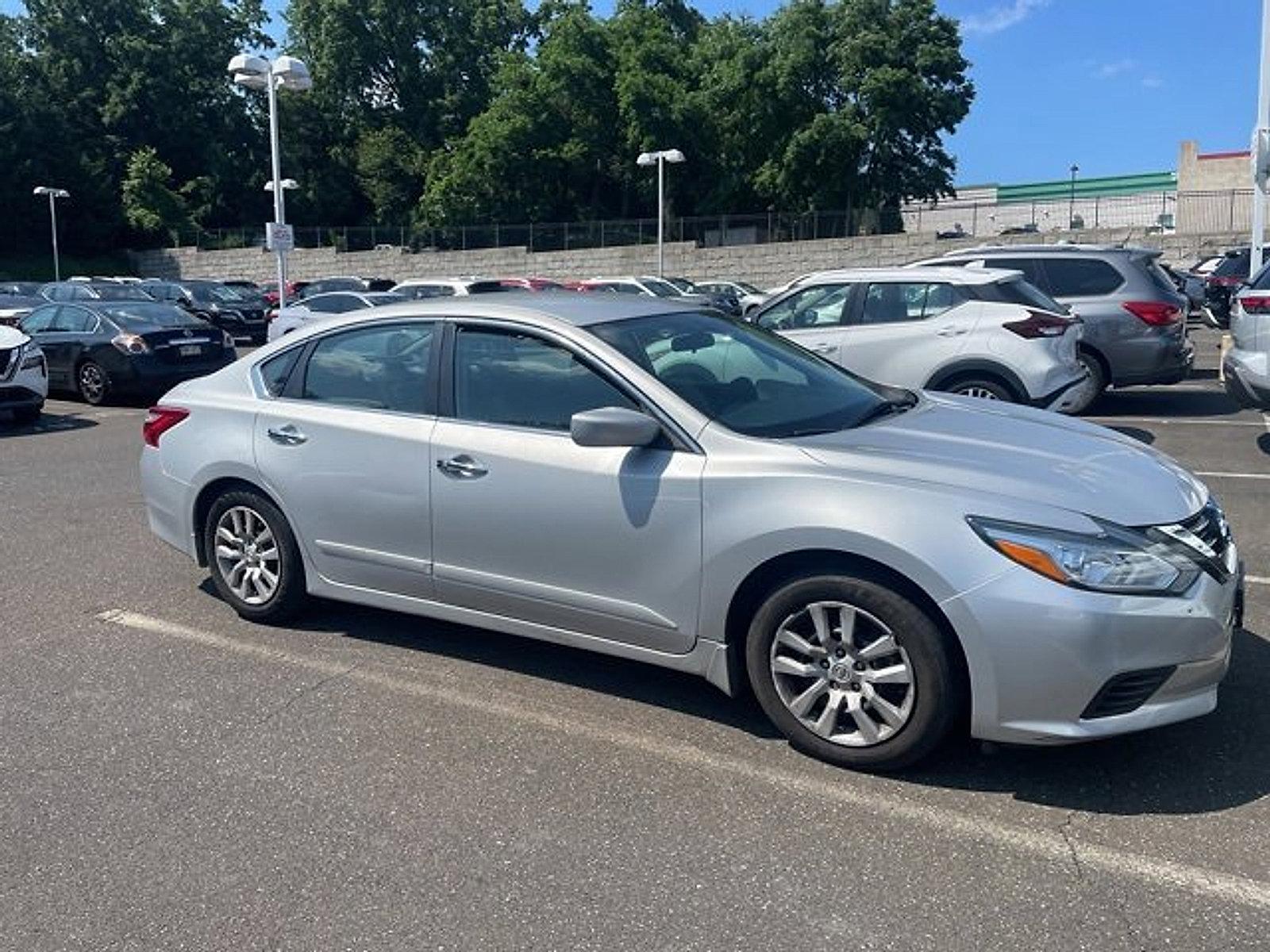 2017 Nissan Altima Vehicle Photo in Jenkintown, PA 19046