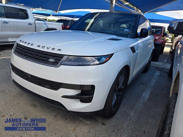 2024 Range Rover Sport Vehicle Photo in DENTON, TX 76210-9321