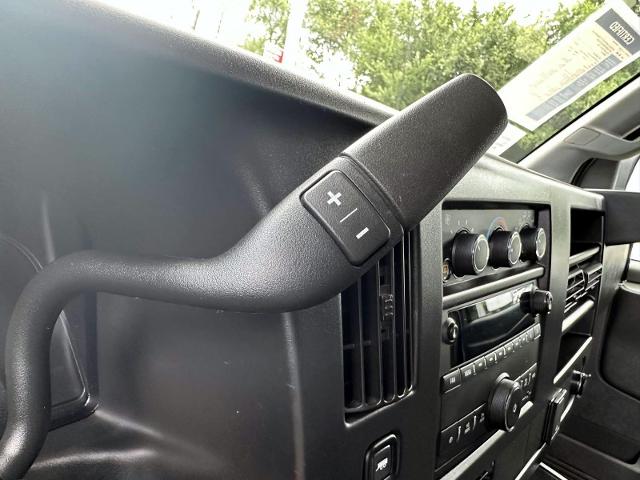 2023 GMC Savana Cargo Van Vehicle Photo in Roslyn, NY 11576