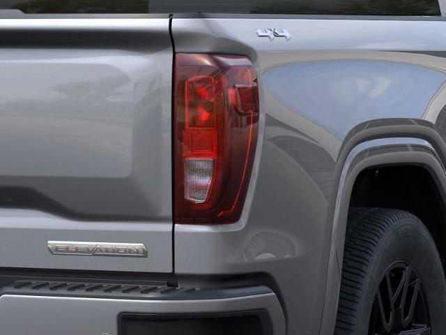 2025 GMC Sierra 1500 Vehicle Photo in GREEN BAY, WI 54303-3330