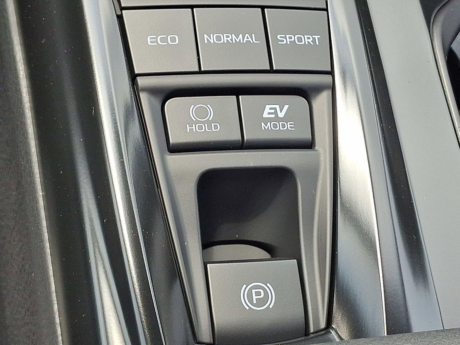 2025 Toyota Camry Vehicle Photo in Harrisburg, PA 17111