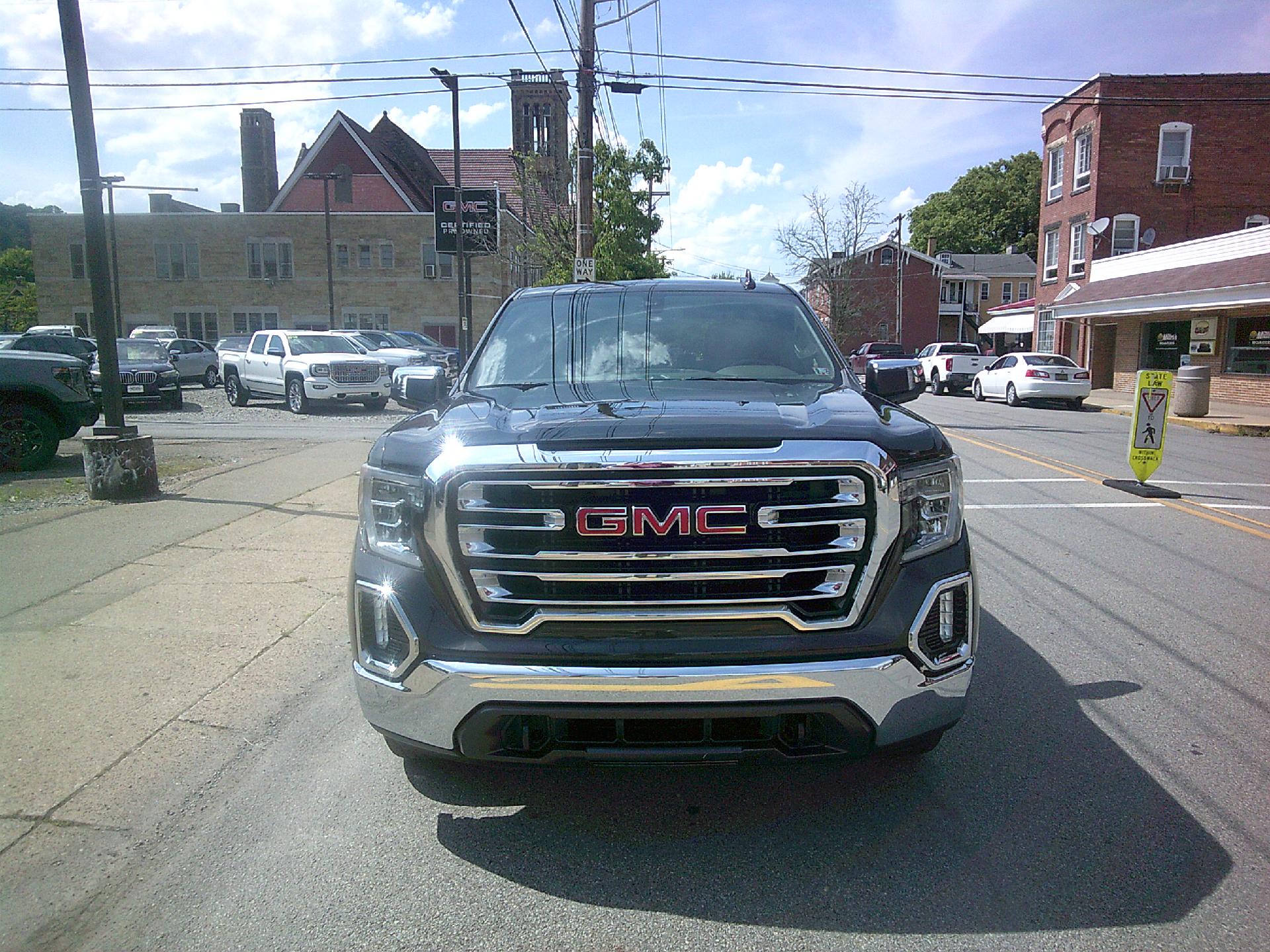 2022 GMC Sierra 1500 Limited Vehicle Photo in KITTANNING, PA 16201-1536