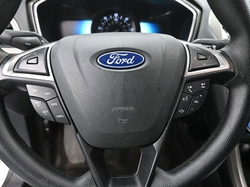 2018 Ford Fusion Hybrid Vehicle Photo in Cedar Rapids, IA 52402