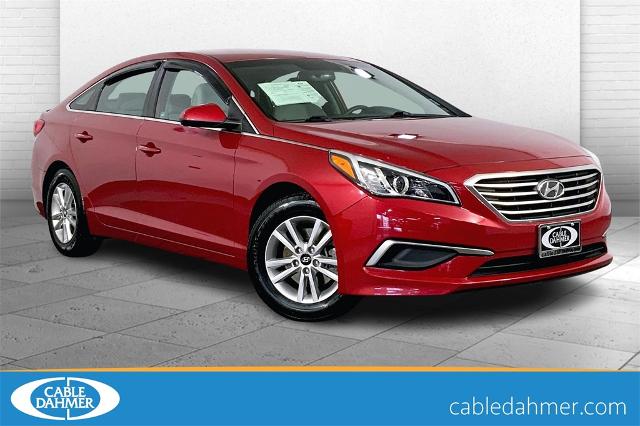 2017 Hyundai SONATA Vehicle Photo in Lees Summit, MO 64086