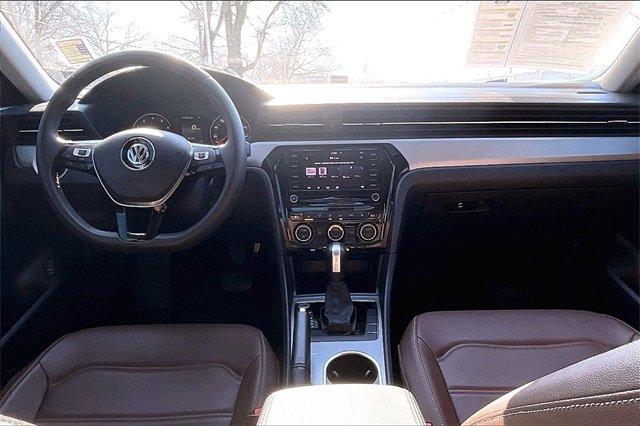 2022 Volkswagen Passat Vehicle Photo in INDEPENDENCE, MO 64055-1314