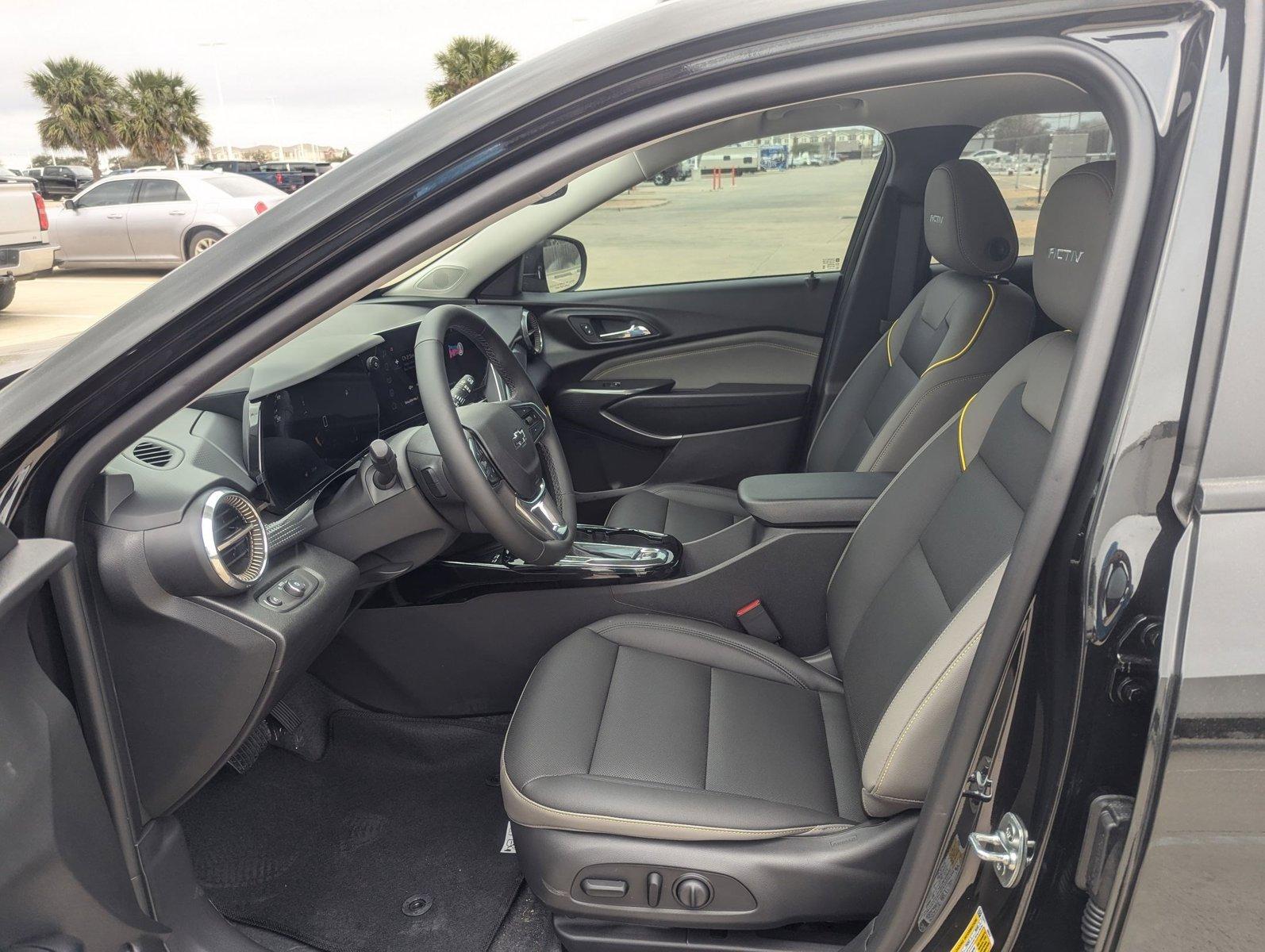 2025 Chevrolet Trax Vehicle Photo in CORPUS CHRISTI, TX 78412-4902