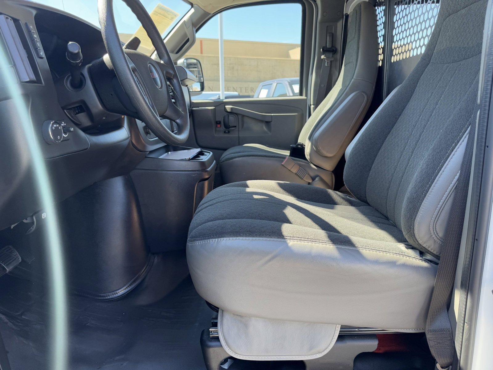 2023 GMC Savana Cargo 2500 Vehicle Photo in LOS ANGELES, CA 90007-3794