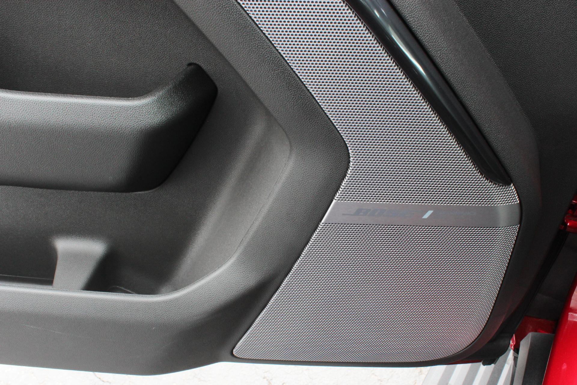 2025 GMC Yukon XL Vehicle Photo in AURORA, CO 80012-4011