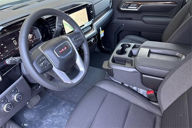 2025 GMC Sierra 1500 Vehicle Photo in ELK GROVE, CA 95757-8703