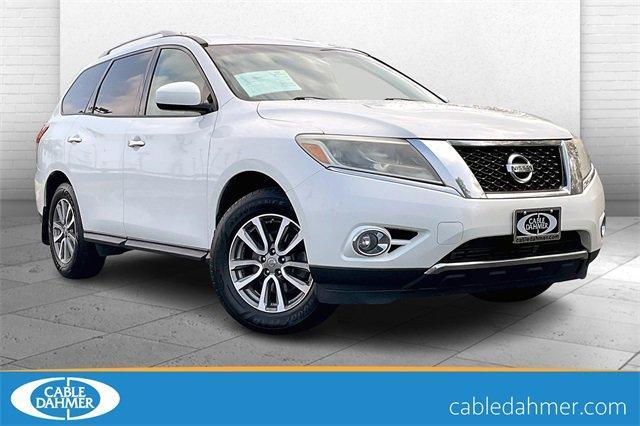 2015 Nissan Pathfinder Vehicle Photo in INDEPENDENCE, MO 64055-1314