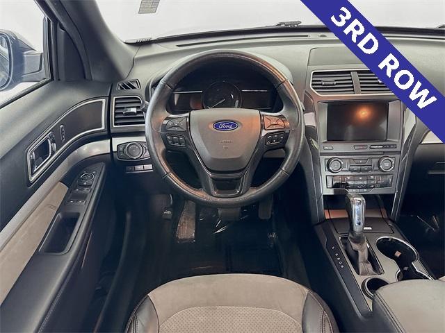 2017 Ford Explorer Vehicle Photo in Puyallup, WA 98371