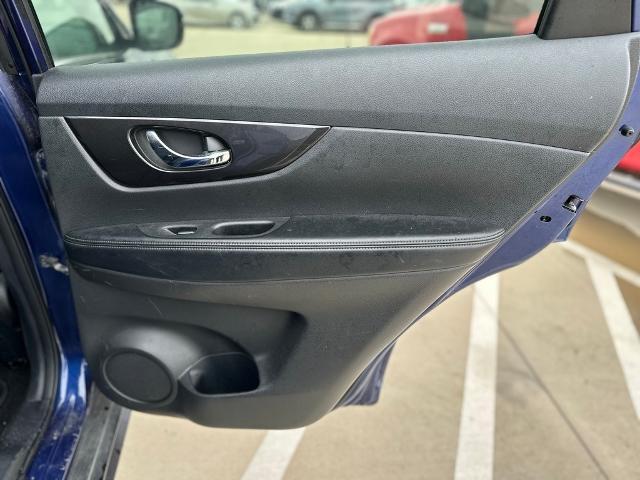 2018 Nissan Rogue Vehicle Photo in Grapevine, TX 76051