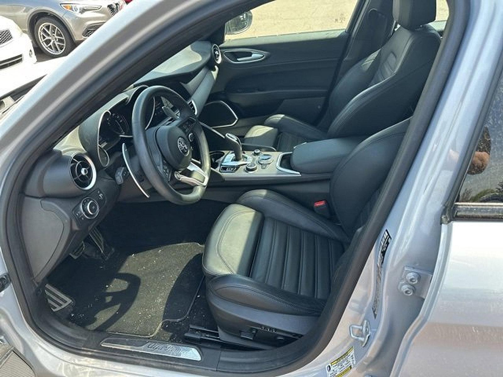 2021 Alfa Romeo Giulia Vehicle Photo in Willow Grove, PA 19090