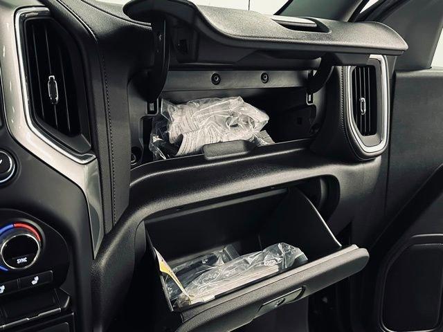 2022 GMC Sierra 1500 Vehicle Photo in MEDINA, OH 44256-9631