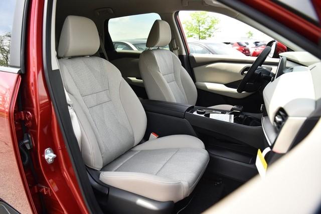 2025 Nissan Rogue Vehicle Photo in Ballwin, MO 63011