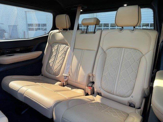 2022 Jeep Grand Wagoneer Vehicle Photo in Mechanicsburg, PA 17050-1707