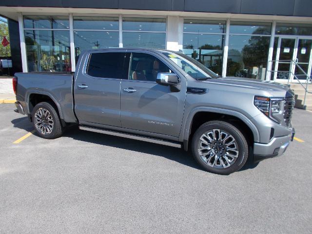 2025 GMC Sierra 1500 Vehicle Photo in LOWELL, MA 01852-4336