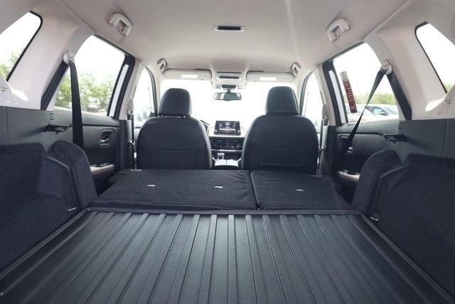 2025 Nissan Rogue Vehicle Photo in Hazelwood, MO 63042